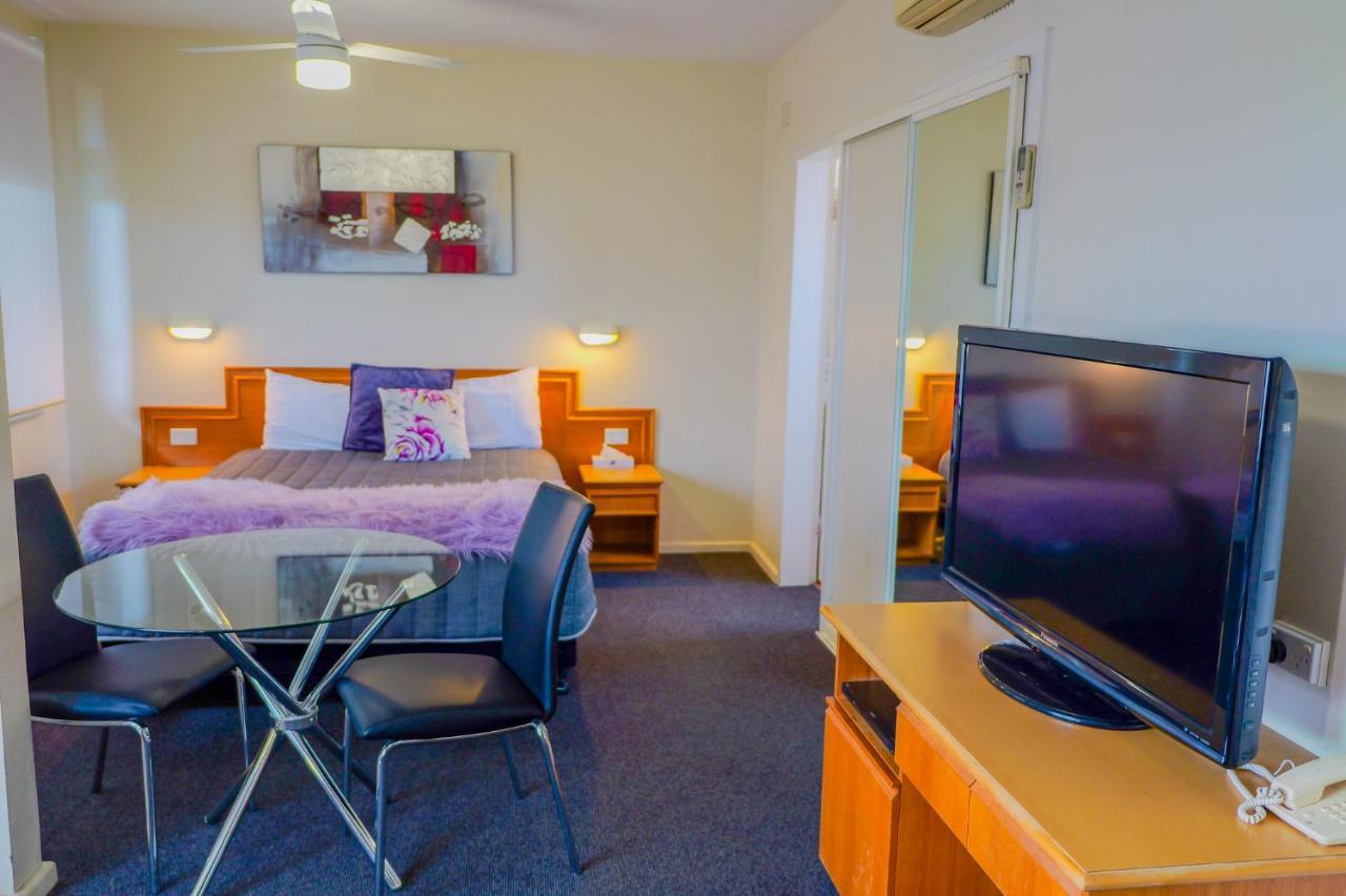 Abbotsleigh Motor Inn Armidale Bagian luar foto
