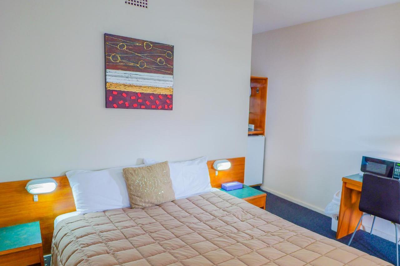 Abbotsleigh Motor Inn Armidale Bagian luar foto