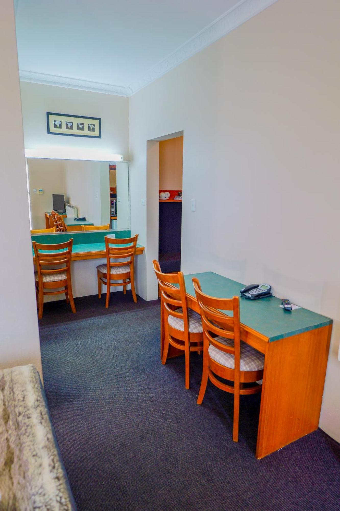 Abbotsleigh Motor Inn Armidale Bagian luar foto