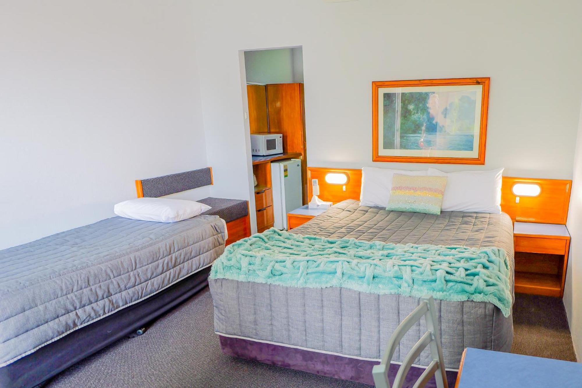 Abbotsleigh Motor Inn Armidale Bagian luar foto