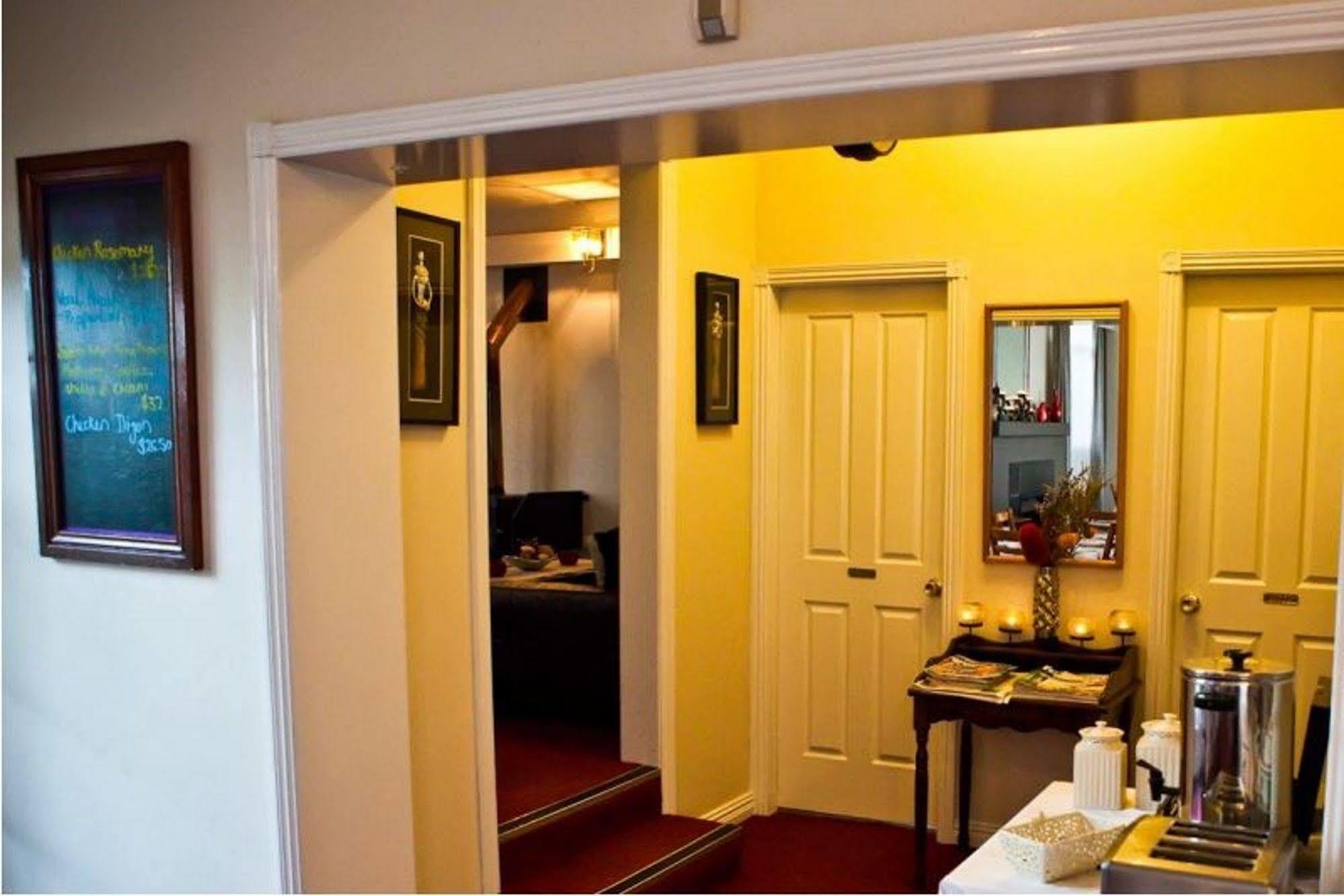Abbotsleigh Motor Inn Armidale Bagian luar foto